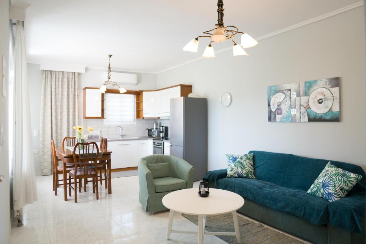 Raptis Guest House チィリヴィ エクステリア 写真
