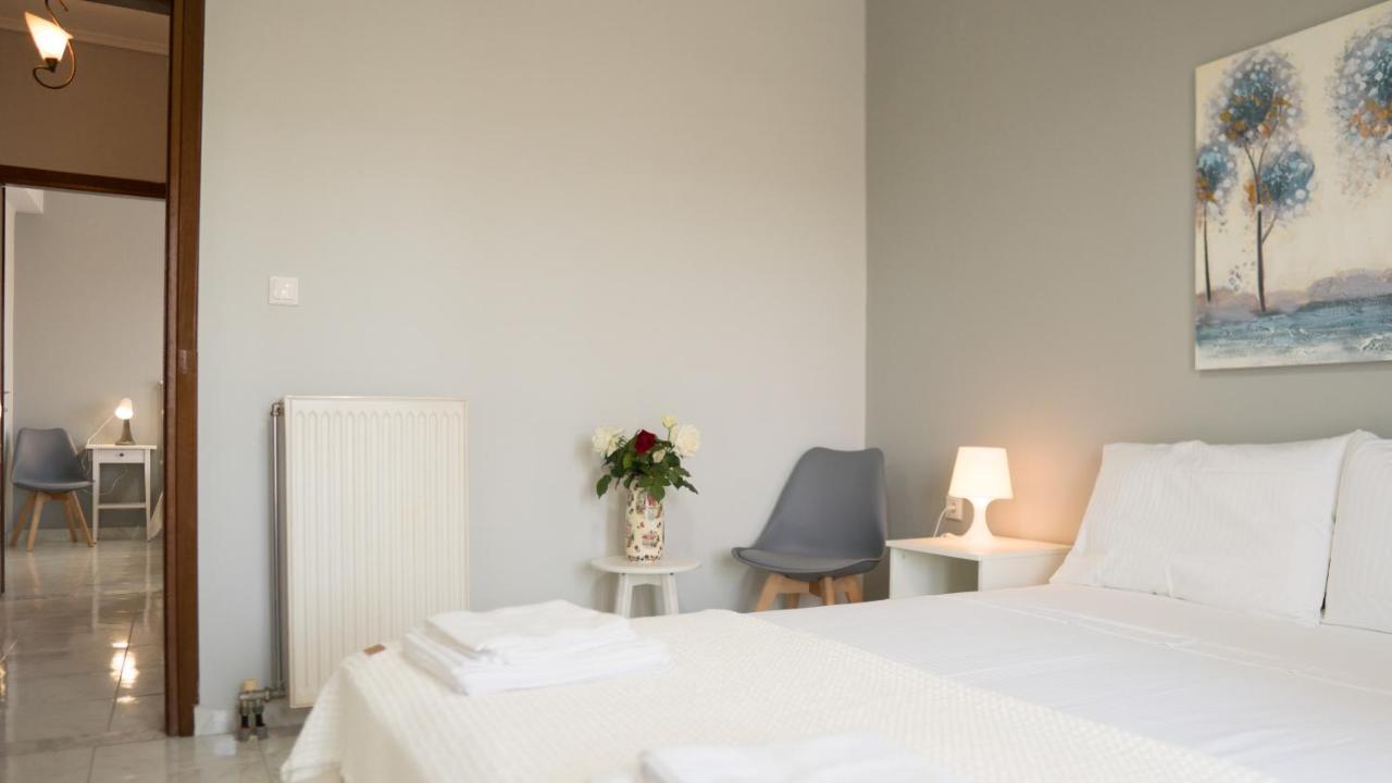 Raptis Guest House チィリヴィ エクステリア 写真